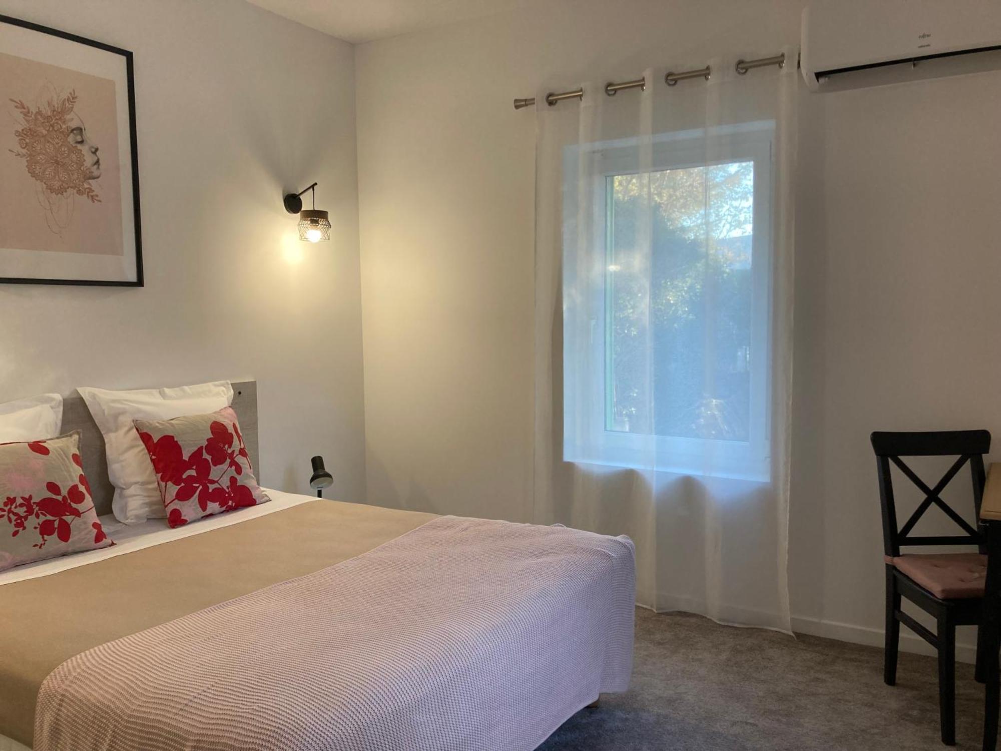 Apartament Pavillon De L'Etang Châteauneuf-du-Rhône Zewnętrze zdjęcie