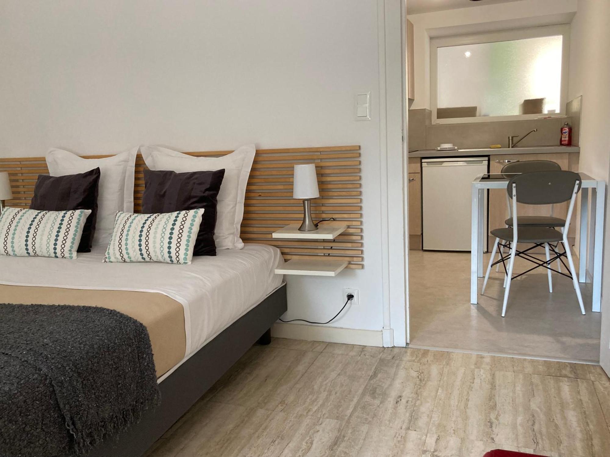 Apartament Pavillon De L'Etang Châteauneuf-du-Rhône Zewnętrze zdjęcie